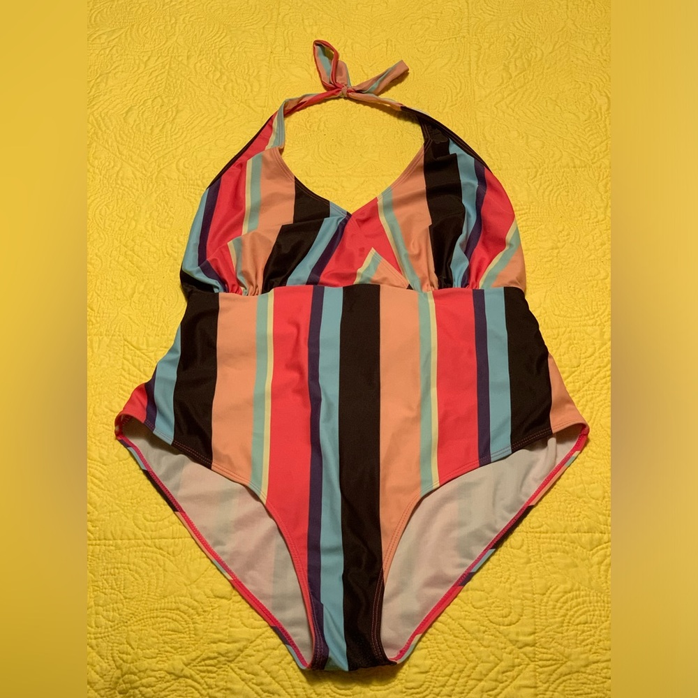Women 1 - Piece Swimwear